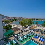 公寓式酒店 Huzur Royal 3*