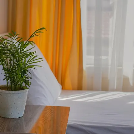 Huzur Royal Датча