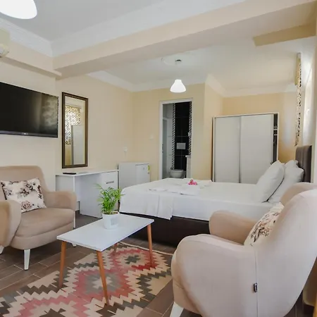 Hotel de apartamente Huzur Royal 3*