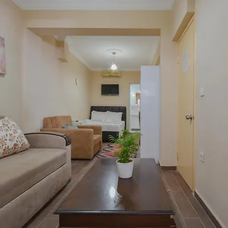 Hotel de apartamente Huzur Royal 3*