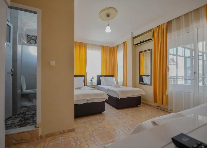 Huzur Royal Apartmanhotel 3*