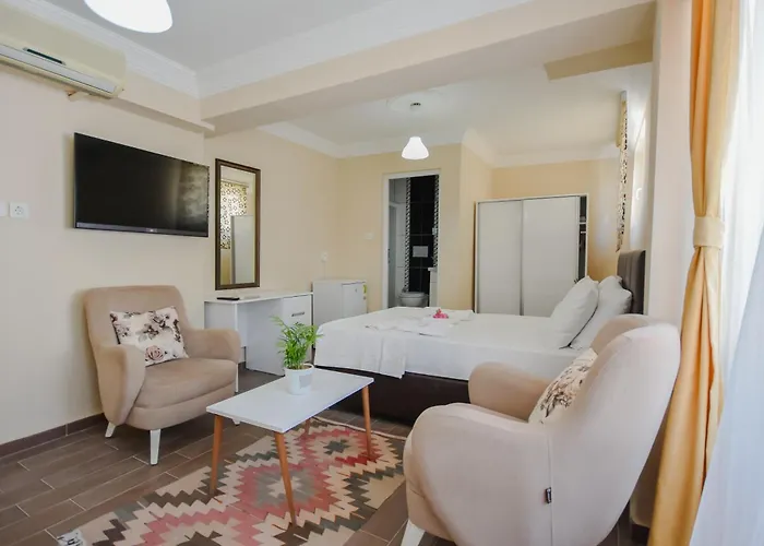 Apartmanhotel Huzur Royal 3*