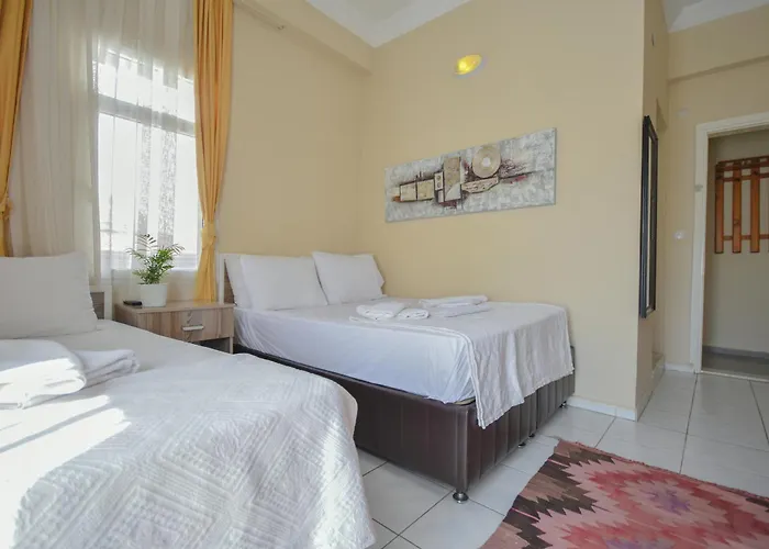 Huzur Royal Apartmanhotel 3*